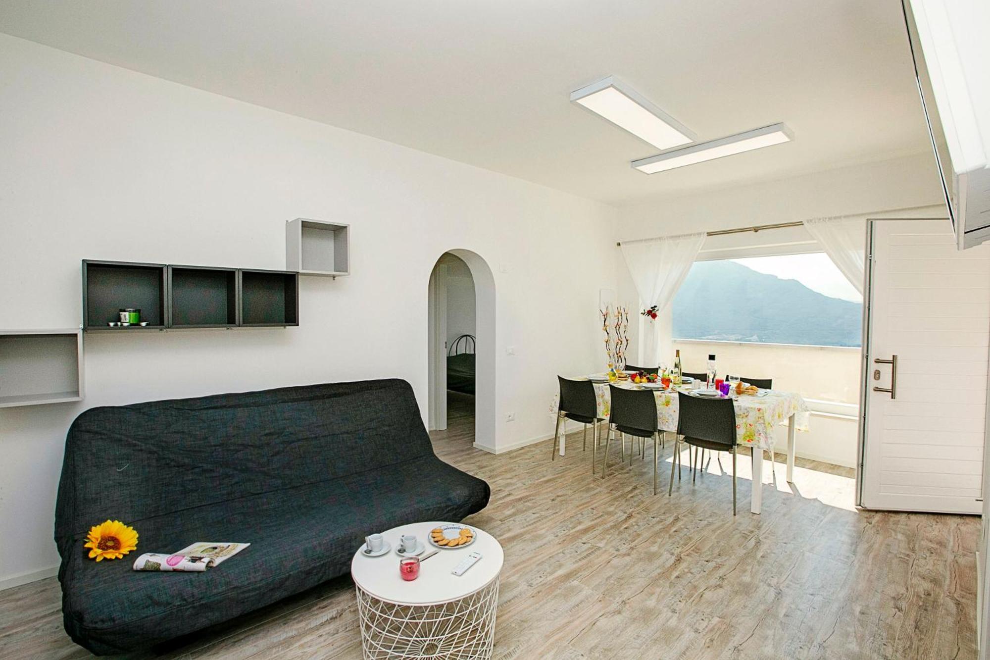 Casa Rene - Happy Rentals Tenno Exterior photo